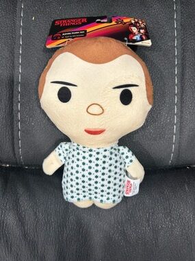 Stranger Things; Eleven/11 - dog plush toy! Sqeaker! BRAND NEW